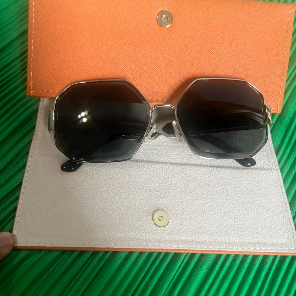 Tory Burch Silver Frame Sunglasses with Black Gradient Lenses